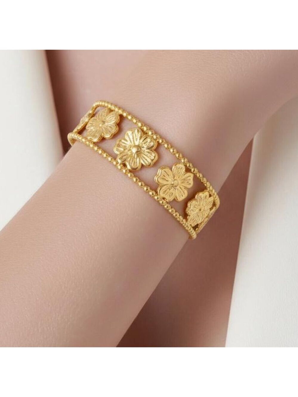 Flower-shaped Open Bracelet, Fashionable Elegant 304 Stainless Steel Bangle - Picture 3 of 8